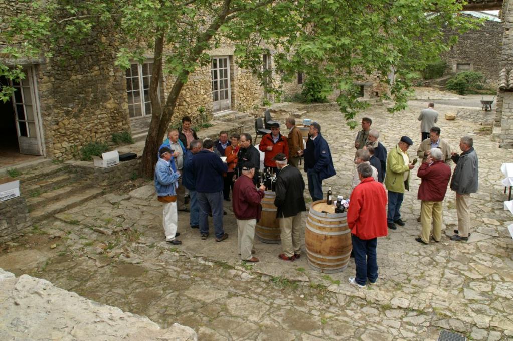 Degustation unter Platanen